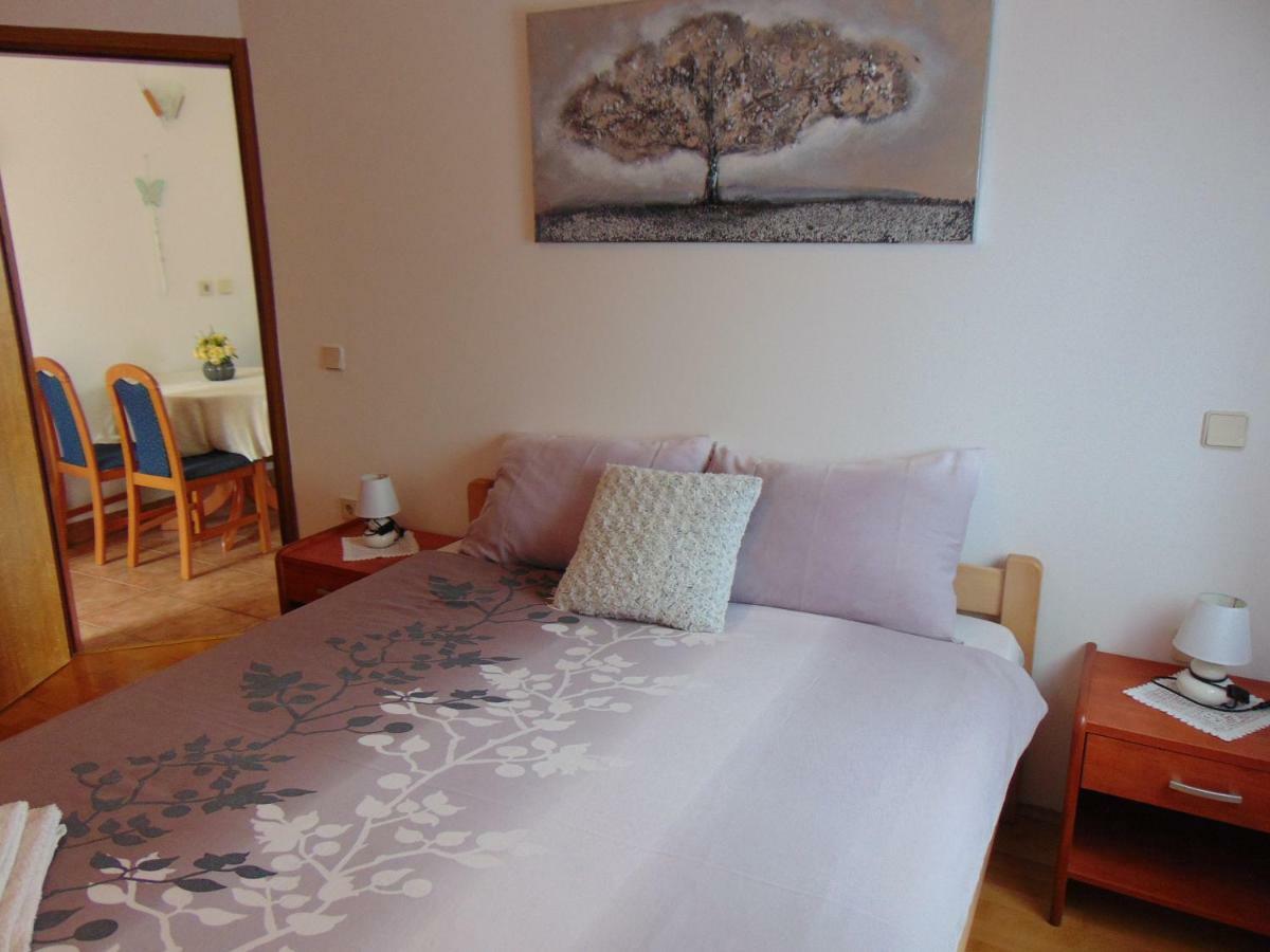 Apartment Mia Malinska Kültér fotó